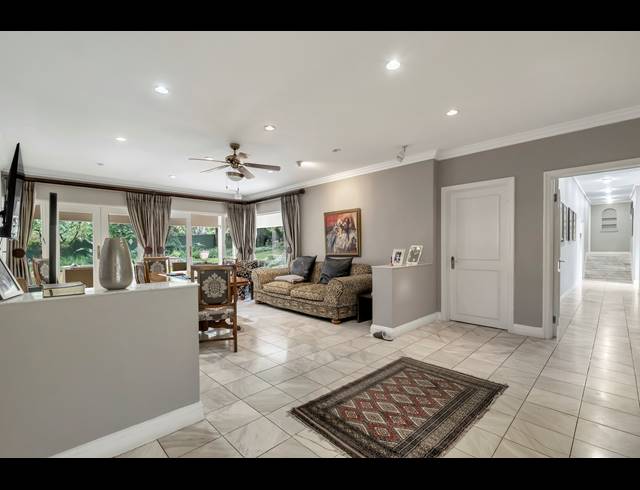 4 BEDROOM HOUSE FOR SALE IN HYDE PARK
